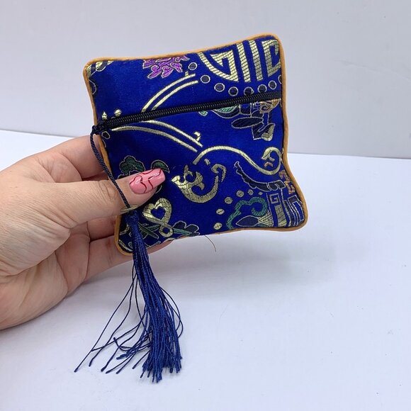 Carnelian Stone Mala Beads Necklace Drawstring Closure & Floral Zippered Pouch - Picture 8 of 8